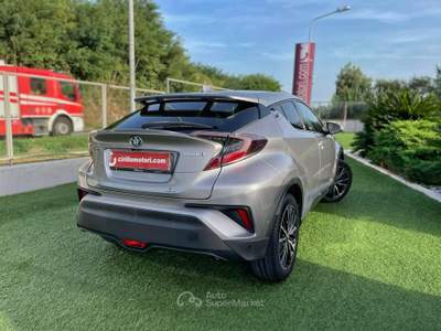 Toyota C-HR E-CVT Lounge Grigio usata Calvi Risorta