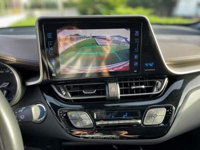 Toyota C-HR E-CVT Lounge Grigio usata Calvi Risorta