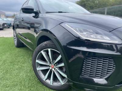 Jaguar E-Pace AWD aut. R-Dynamic HSE Nero usata Calvi Risorta