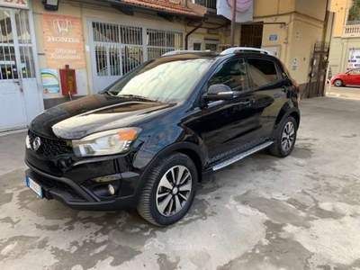 SsangYong Korando Korando 2.0 e-xdi Plus 4wd 148cv Nero usata Torino