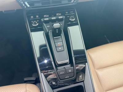 Porsche 911 992 Carrera S Verde usata Calvi Risorta