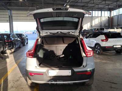 Volvo XC40 Recharge Plug-in Hybrid Inscription Expression Bianco usata Roma