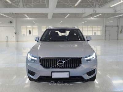 Volvo XC40 Recharge Plug-in Hybrid Inscription Expression Bianco usata Roma