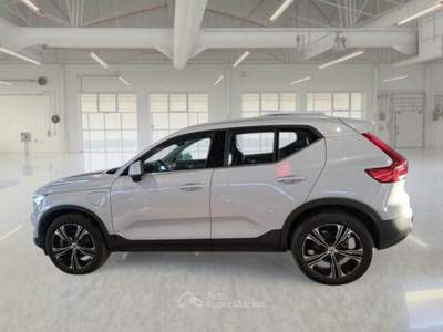 Volvo XC40 Recharge Plug-in Hybrid Inscription Expression Bianco usata Roma