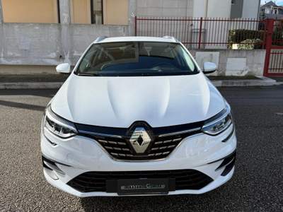 Renault Mégane RENAULT MÉGANE SPORTER STATION WAGON 1.5 DCI 85KW BLUE BUSINESS Bianco usata Altamura