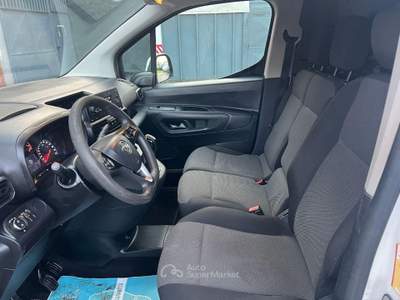 Opel Combo cargo 1.5d 100cv L1H1 Edition S&S mt5 E6.2 cargo 1.5d 100cv L1H1 Edition S&S mt5 E6.2 Bianco usata Prato