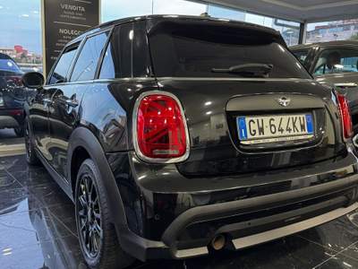 MINI Cooper MINI One 1.5 102CV 5 Porte – 2022 – OK Neopatentati – Occasione Nero usata Napoli