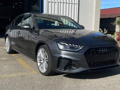 Audi A4 35 TFSI S tronic S line edition Grigio usata Novara
