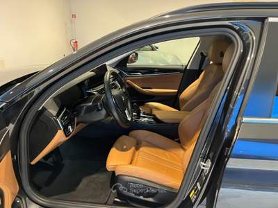 BMW Serie 5 530e e xDrive Touring Business Plug-In Grigio usata Noventa Vicentina