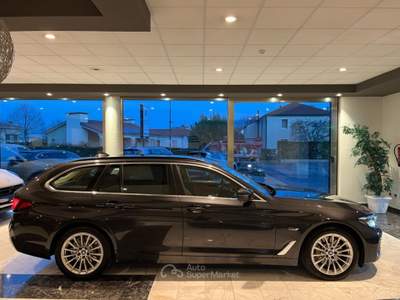 BMW Serie 5 530e e xDrive Touring Business Plug-In Grigio usata Noventa Vicentina
