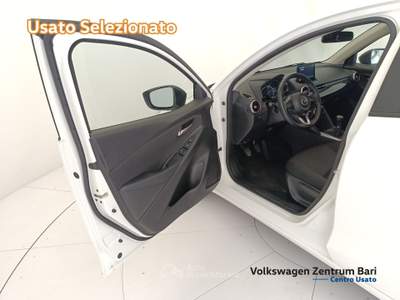 Mazda 2 1.5 homura 75cv Bianco usata Bari