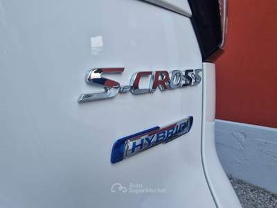 Suzuki S-Cross 1.4 Hybrid 2WD Top NUOVA DA IMMATRICOLARE Bianco usata Fossano
