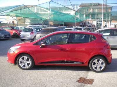 Renault Clio 1.5 dCi 8V 75CV 5 porte Live Rosso usata Fossano
