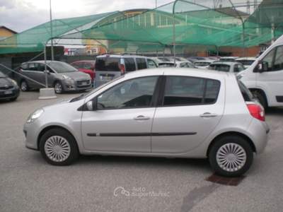 Renault Clio 1.2 16V 5 porte Le Iene - PRONTA CONSEGNA Grigio usata Fossano