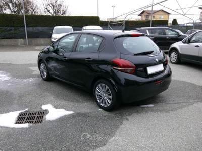 Peugeot 208 1° serie BlueHDi 75 5 porte Allure SOLO 92.000 KM Nero usata Fossano