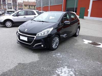 Peugeot 208 1° serie BlueHDi 75 5 porte Allure SOLO 92.000 KM Nero usata Fossano