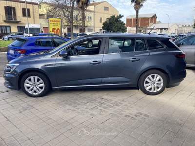 Renault Mégane Mégane Sporter Blue dCi 115 CV EDC Equilibre Grigio usata Oristano