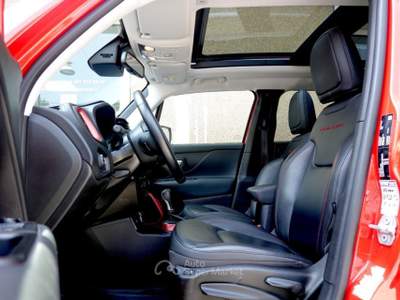 Jeep Renegade 2.0 Mjt 170CV 4WD TRAILHAWK TETTO-BEATS-GANCIO Rosso usata Savona