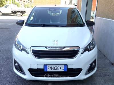 Peugeot 108 VTi 68 5 porte Collection UNICOPROPRIETARIO Bianco usata Savona
