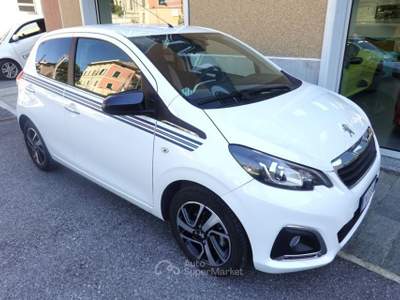 Peugeot 108 VTi 68 5 porte Collection UNICOPROPRIETARIO Bianco usata Savona