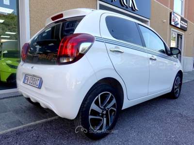 Peugeot 108 VTi 68 5 porte Collection UNICOPROPRIETARIO Bianco usata Savona