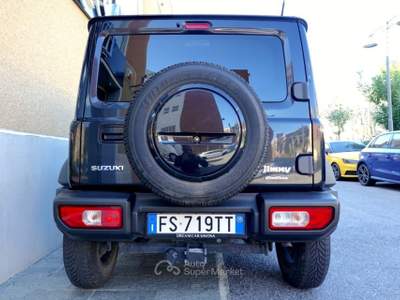 Suzuki Jimny 1.5 5MT Top UNIPRO GANCIO TRAINO OK NEOPATENTATI Nero usata Savona