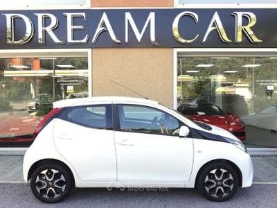 Toyota Aygo 1.0 VVT-i 72 CV 5 porte x-play MMT AUTOMATICA Bianco usata Savona