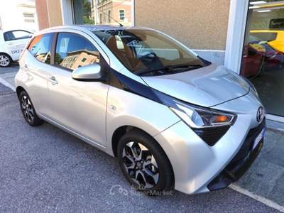 Toyota Aygo 1.0 VVT-i 72 CV 5 porte x-play OK NEOPATENATI Grigio usata Savona