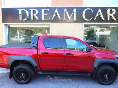 Toyota Hilux 2.8 D-4D A/T 4WD 4 porte Double Cab GR SPORT Rosso usata Savona