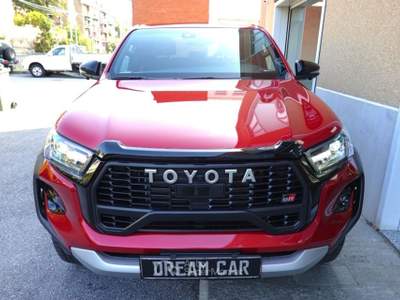 Toyota Hilux 2.8 D-4D A/T 4WD 4 porte Double Cab GR SPORT Rosso usata Savona