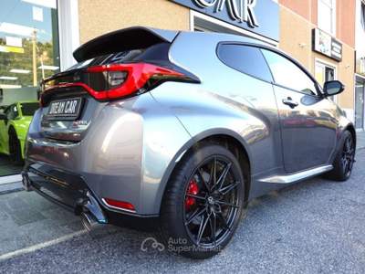 Toyota Yaris 1.6 Turbo 3 porte GR Yaris Circuit DAT-NEW MODEL Grigio usata Savona
