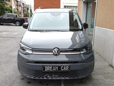 Volkswagen Caddy 2.0 TDI 122 CV DSG Style Maxi 7 POSTI DARK LABEL Grigio usata Savona