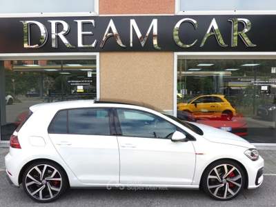 Volkswagen Golf Performance 2.0 245CV DSG 5p. TETTO-PELLE-19" Bianco usata Savona