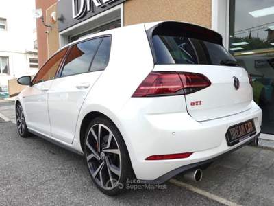 Volkswagen Golf Performance 2.0 245CV DSG 5p. TETTO-PELLE-19" Bianco usata Savona