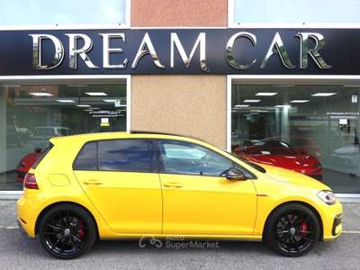 Volkswagen Golf Performance 2.0 245CV DSG DCC-TETTO-DYN-19" Giallo usata Savona