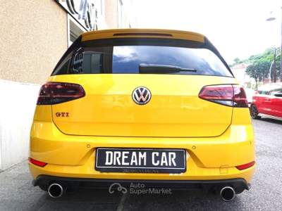 Volkswagen Golf Performance 2.0 245CV DSG DCC-TETTO-DYN-19" Giallo usata Savona