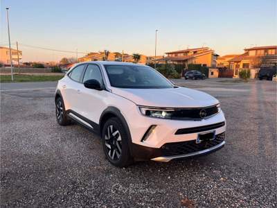 Opel Mokka Mokka II 2020 electric Elegance 136cv Bianco usata Fiumicino