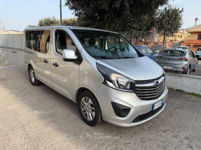 Opel Vivaro 1.6  CV 125  9 POSTI Argento usata Fiumicino