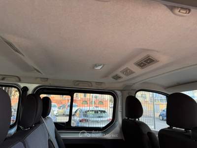 Opel Vivaro 1.6  CV 125  9 POSTI Argento usata Fiumicino