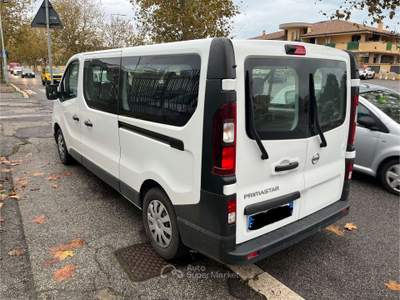 Nissan Primastar 9 POSTI CON DOPPIA PORTA LATERALE!! Bianco usata Fiumicino