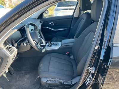 BMW Serie 3 320d 320 320d 48V Touring Luxury Nero usata VILLORBA