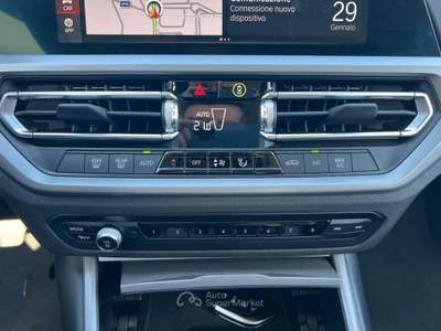 BMW Serie 3 320d 320 320d 48V Touring Luxury Nero usata VILLORBA