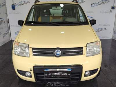 Fiat Panda 1.3 mjt 16v Climbing 4x4 Giallo usata Limatola