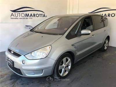 Ford S-Max 2.0 tdci Titanium Dpf Grigio usata Limatola