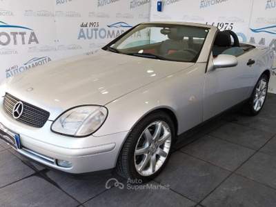 Mercedes-Benz SLK 200 TENUTA DA AMATORE! Argento usata Limatola