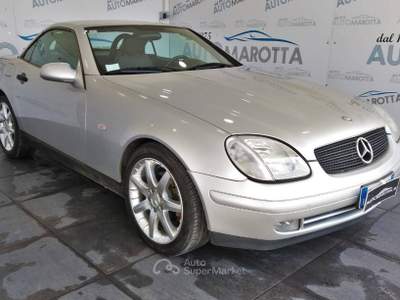 Mercedes-Benz SLK 200 TENUTA DA AMATORE! Argento usata Limatola