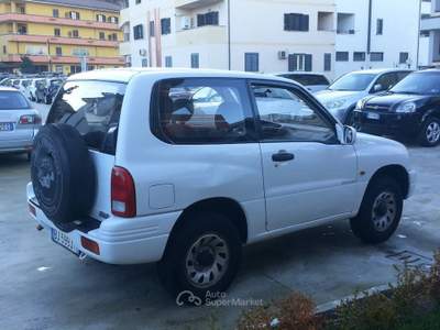 Suzuki Grand Vitara Vitara 1.6 16v berlina GPL BRC NUOVO! Argento usata Limatola
