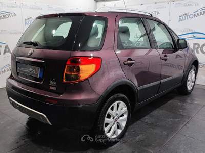 Fiat Sedici 1.6 16v Dynamic 4x4 120cv Rosso usata Limatola