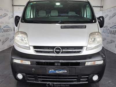 Opel Vivaro 1.9 cdti combi p.c. Argento usata Limatola