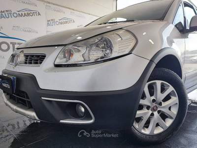 Fiat Sedici 2.0 mjt Emotion 4x4 135cv Argento usata Limatola